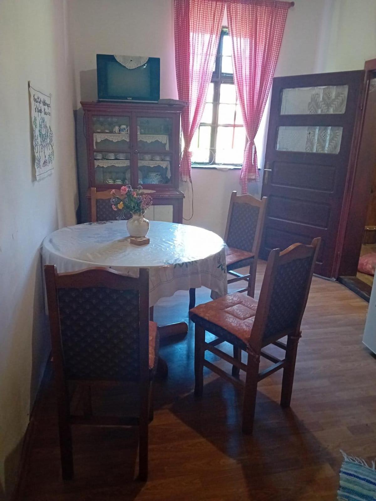 Country House Pivnica Milic Rogljevo Apartment Exterior photo