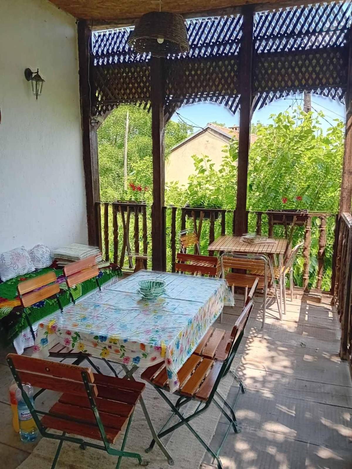 Country House Pivnica Milic Rogljevo Apartment Exterior photo